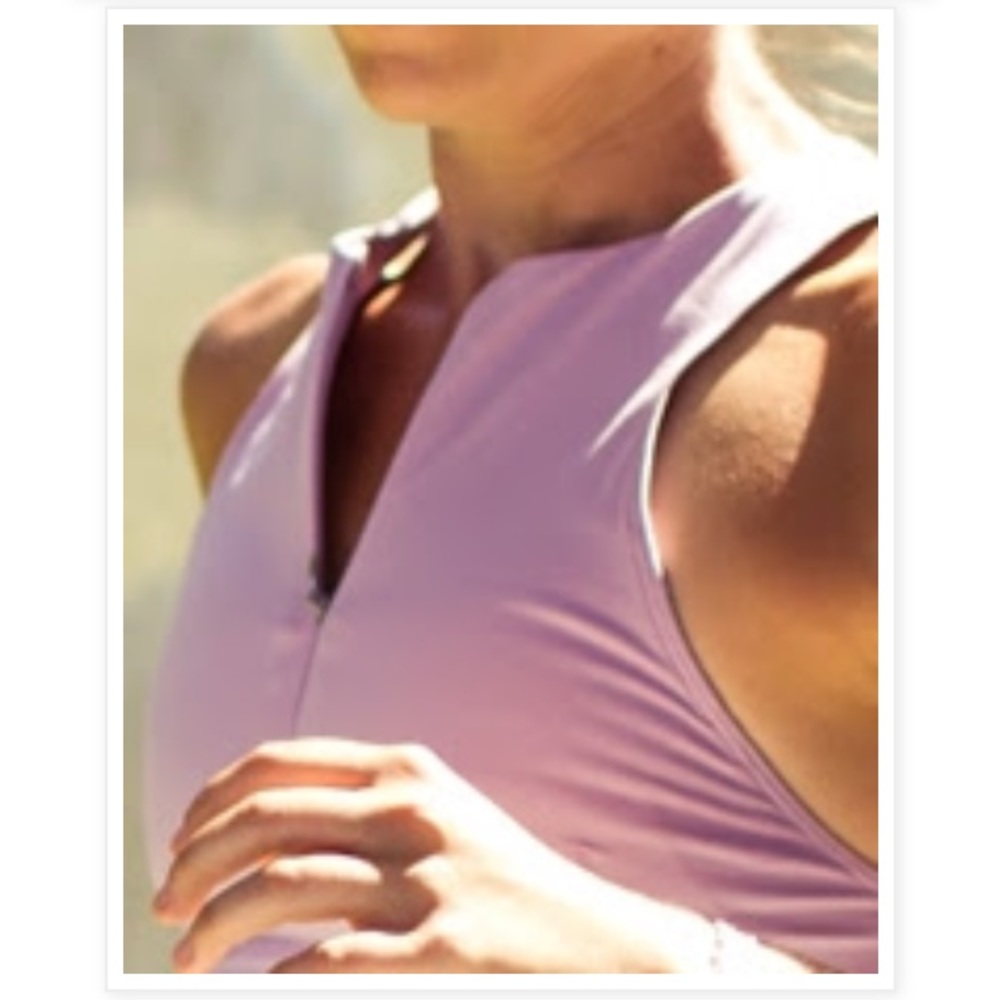 LULULEMON Racerback Run Tank w/ Zip & Back Pocket - Picture 2 of 8